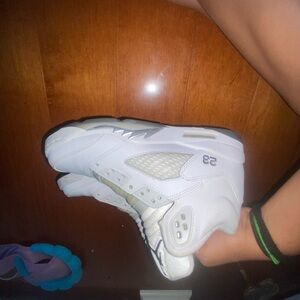 Jordan White Sneakers